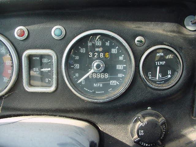 Instrument panel Oil P and T engine running.jpg